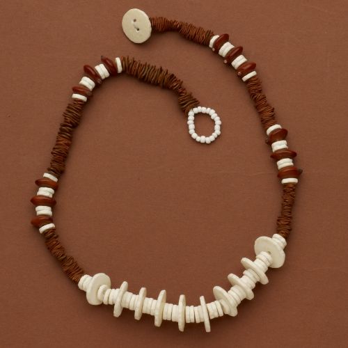 San O Shell Necklace